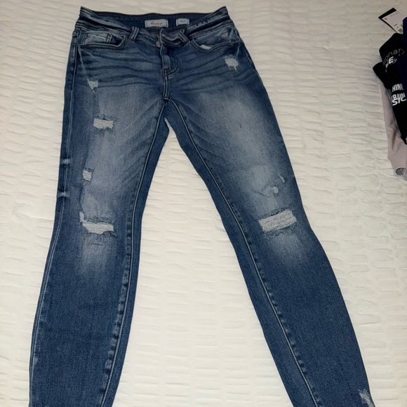Stylish Blue Distressed Women Jeans - Picture 2 of 2